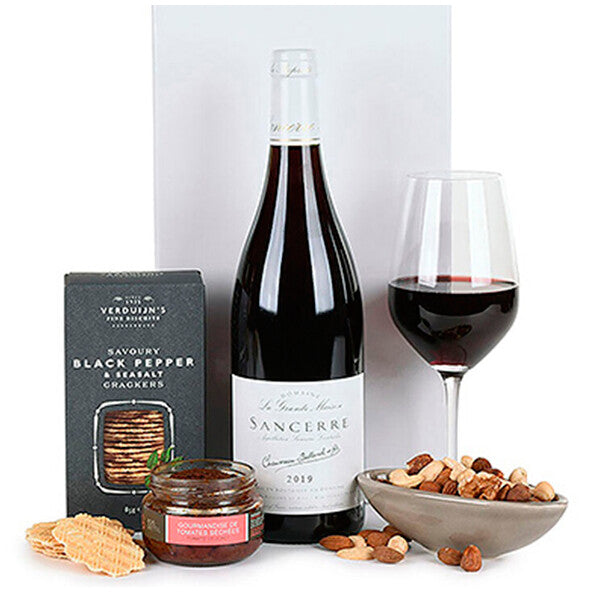 Fina composición con Vino Tinto| DEGUSTATION