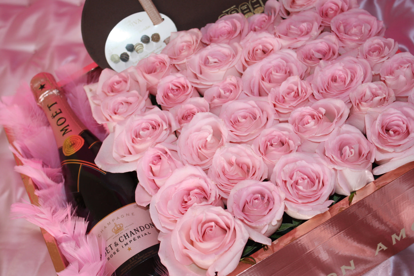 hermosas rosas con champagne