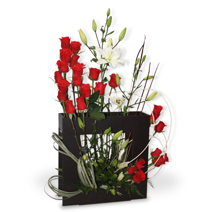 Original arreglo floral de rosas frescas y lilies | SEXY - Envío de Arreglos florales Laurel Floristería