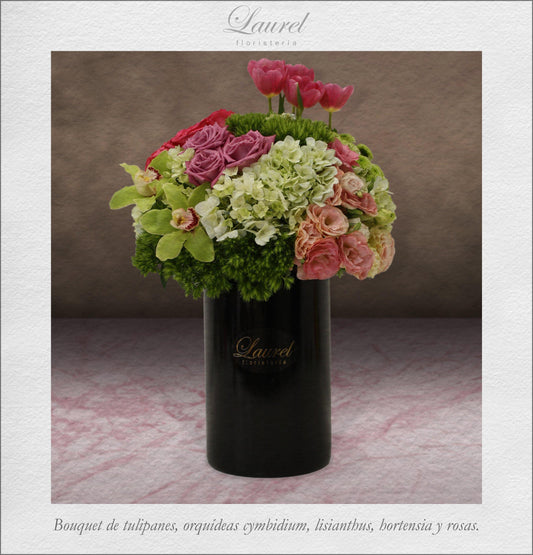 Frescos tulipanes, Liquides y Rosas Premium| LOVELY - Envío de Arreglos florales Laurel Floristería